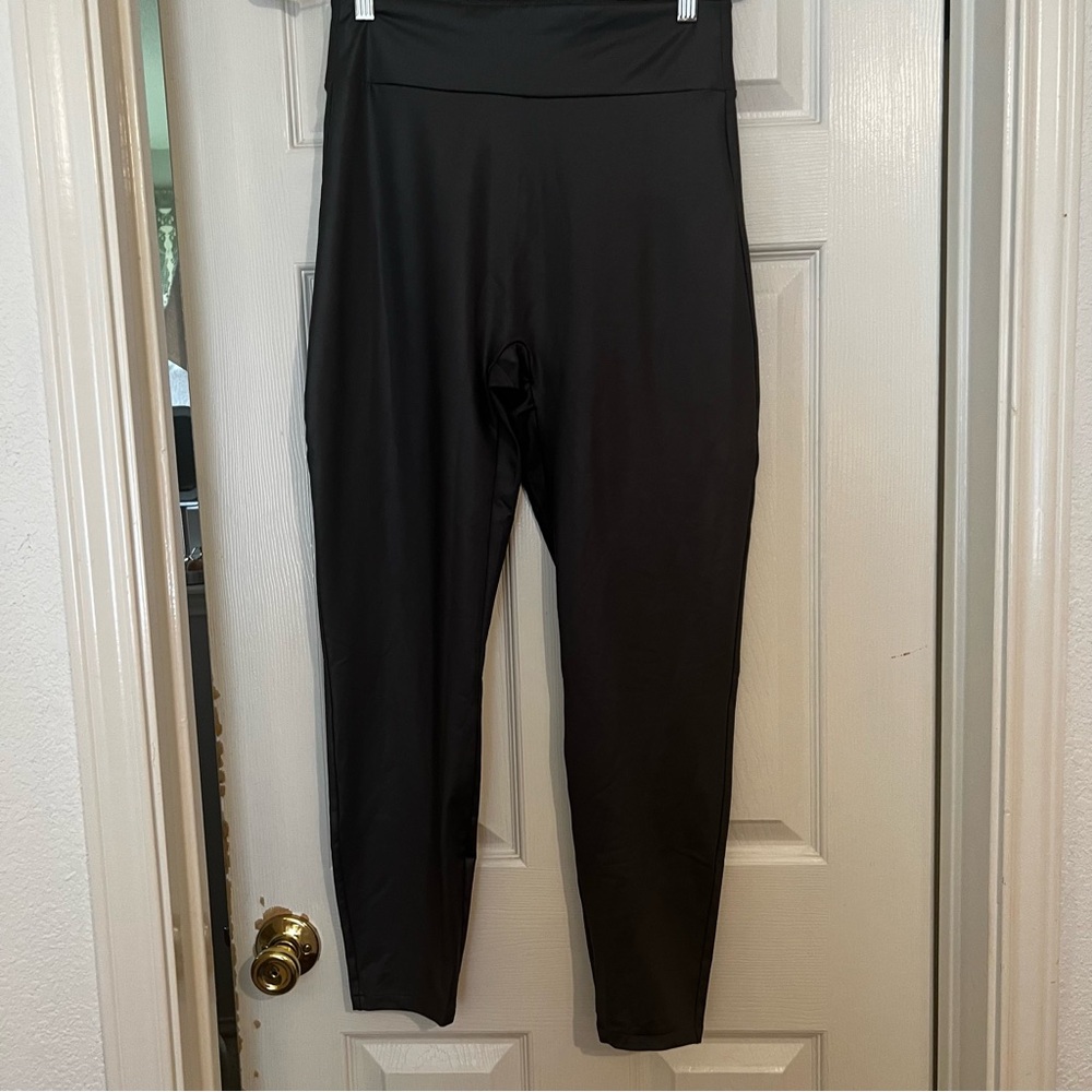 Abercrombie & Fitch Black/gray High-Waisted Leggings size large